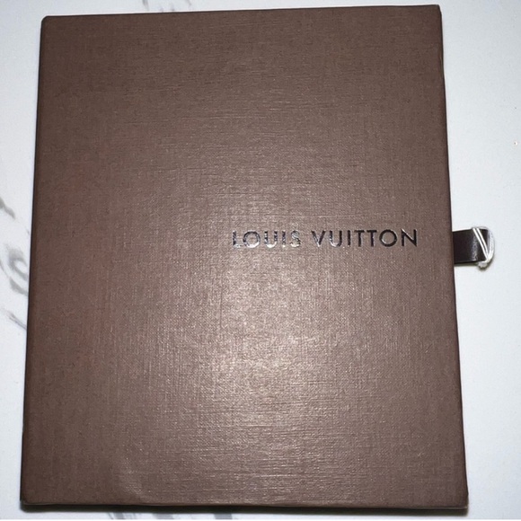 Louis Vuitton Vernis Zippy Coin/Wallet - Picture 4 of 10